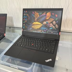 [NEGO] Lenovo Thinkpad E480 Intel Core i3 gen 7 Ram 8 GB SSD Murah Baterai Awet